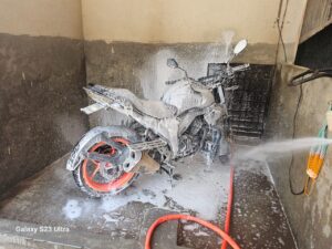 f8cc3f73 2898 429b 9c14 a13fdfcdc43d 300x225 1